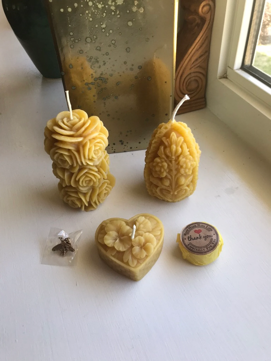 Valentines Candles - Box of 9 Little Heart Shaped Beeswax Candles in a Gift  Box - Twisted Flax