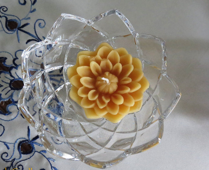 Exquisite Flower Floating Beeswax Candle | Made with 100% Natural Beeswax | Handmade in USA | Wedding Event | Party | Love | Floats in Water - Bees Light Candles