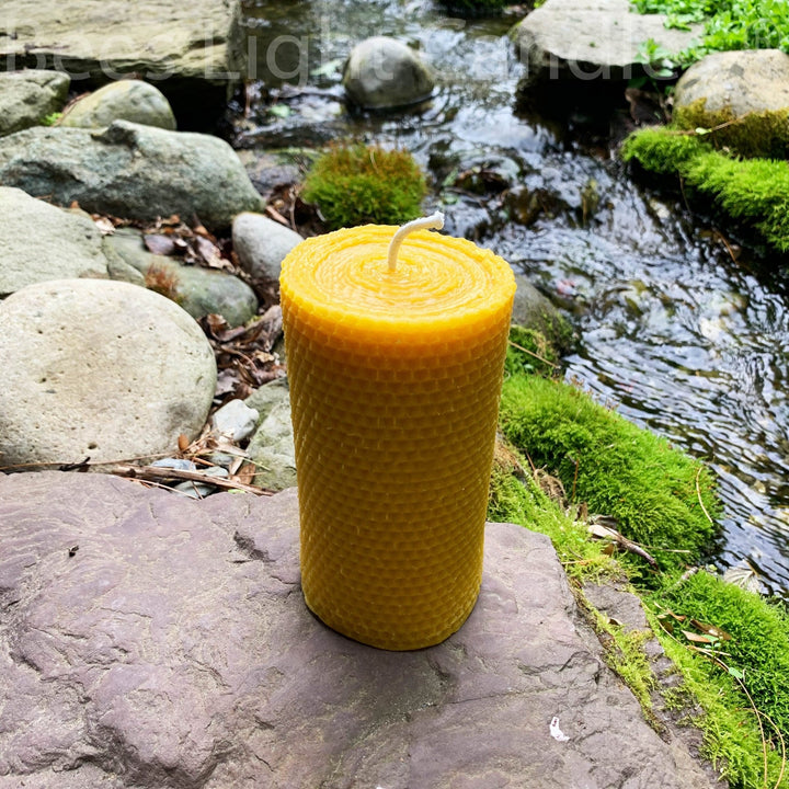 Honeycomb Beeswax Pillar Candle | Handcrafted in USA | Honey Aroma | All Natural Bees Wax | Cotton Wick | Cylinder | Long Burning Yellow Wax - Bees Light Candles